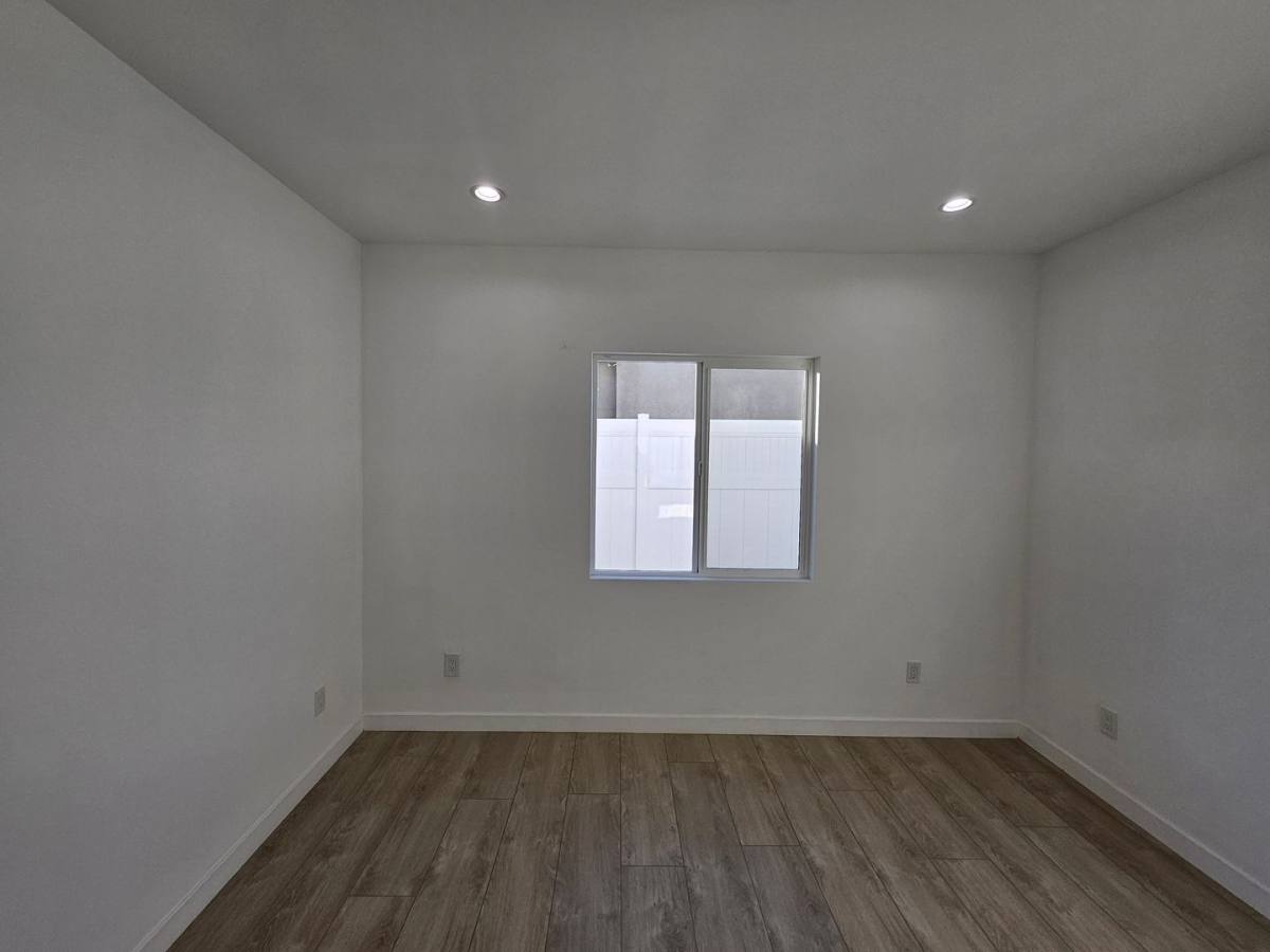 Apartment for rent at 22026 Saticoy St, Canoga Park, CA 91303
