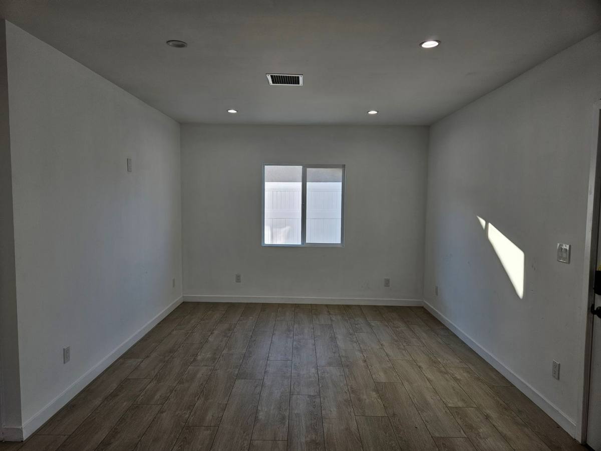 Apartment for rent at 22026 Saticoy St, Canoga Park, CA 91303