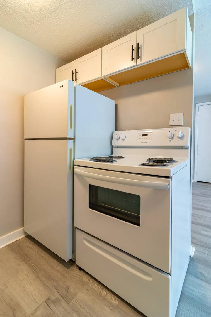 Apartment for rent at 4102 Valley Rd, Cleveland, OH 44109