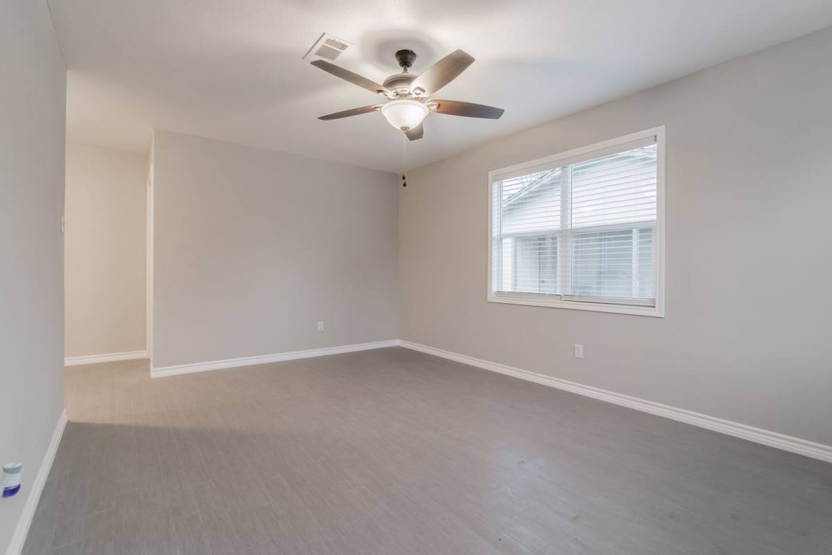 House for rent at 101 Will St, Willis, TX 77378