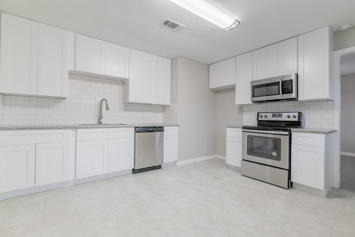 House for rent at 101 Will St, Willis, TX 77378