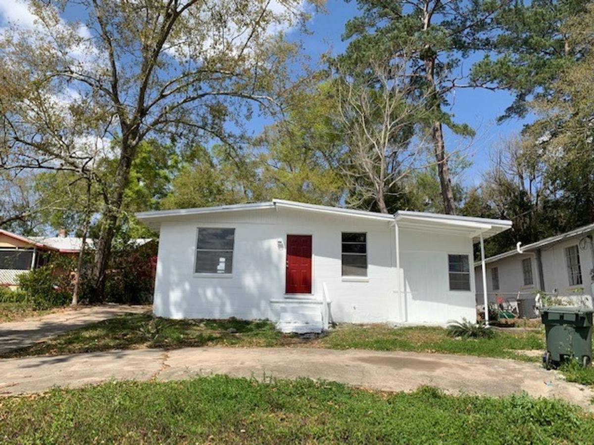 House for rent at 430 W 5th Ave, Tallahassee, FL 32303