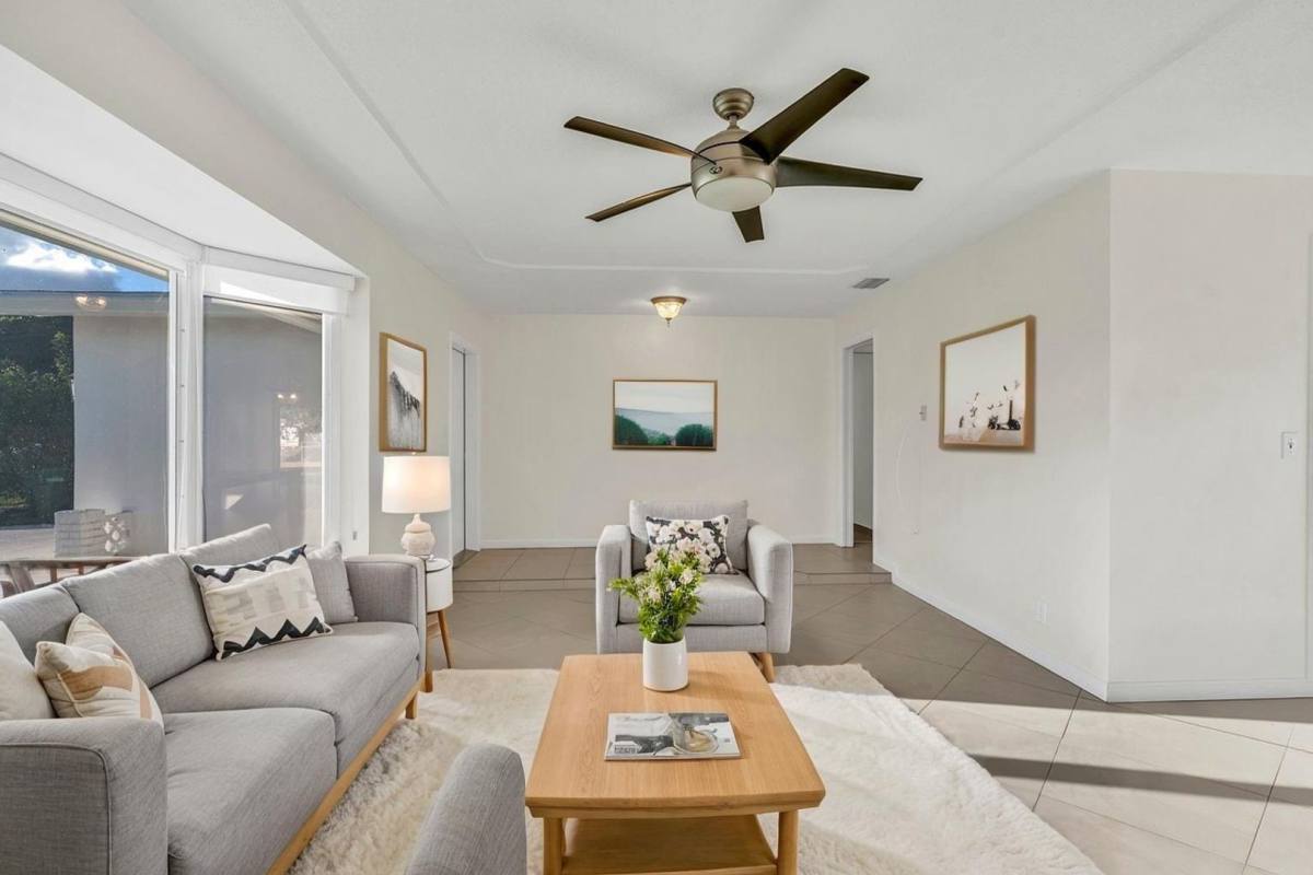House for rent at 290 NW 65th Ave, Pompano Beach, FL 33063