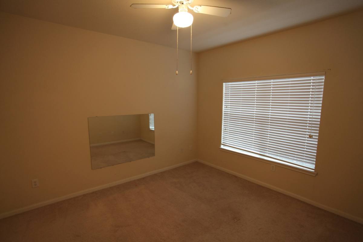 447 W Longleaf Dr, Auburn, AL 36832 - House For Rent - Image 4