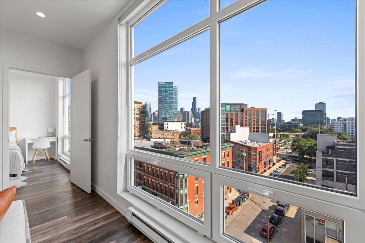 Apartment for rent at 1122 W Chicago Ave, Chicago, IL 60642