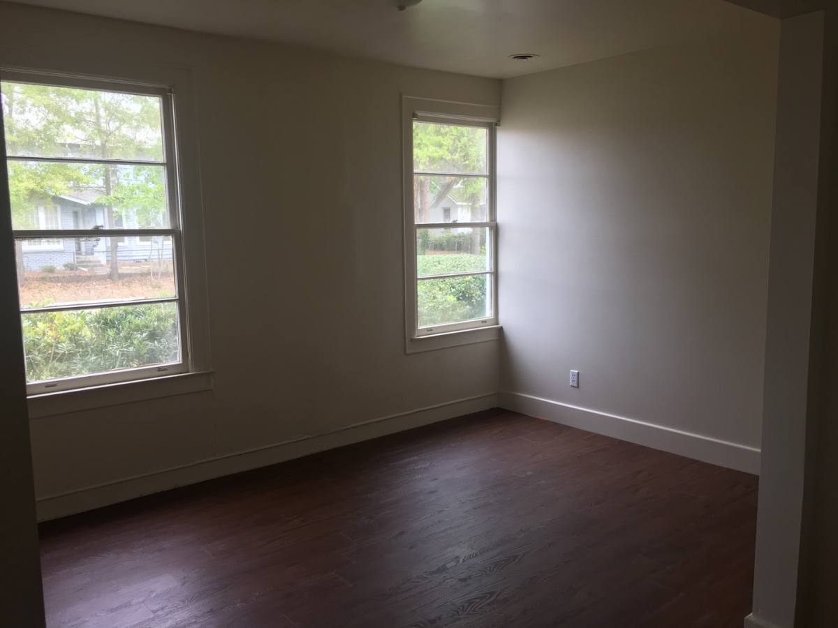 Apartment for rent at 301 E Ann St, Valdosta, GA 31601