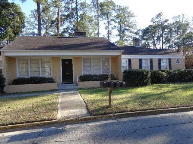 Apartment for rent at 301 E Ann St, Valdosta, GA 31601