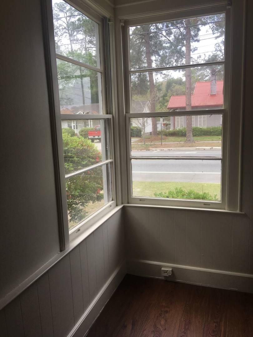 Apartment for rent at 301 E Ann St, Valdosta, GA 31601