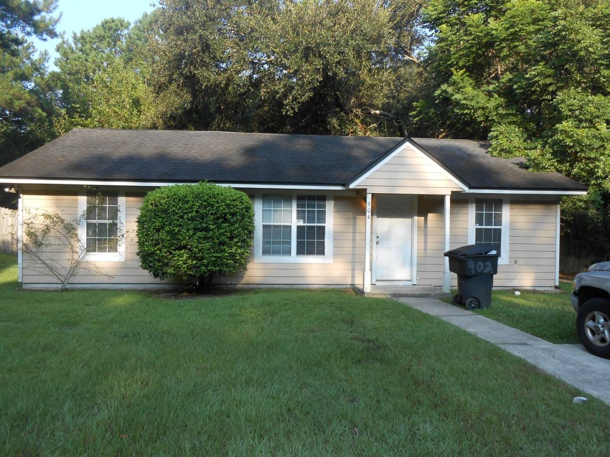 Apartment for rent at 904 Bald Eagle Run, Tallahassee, FL 32304