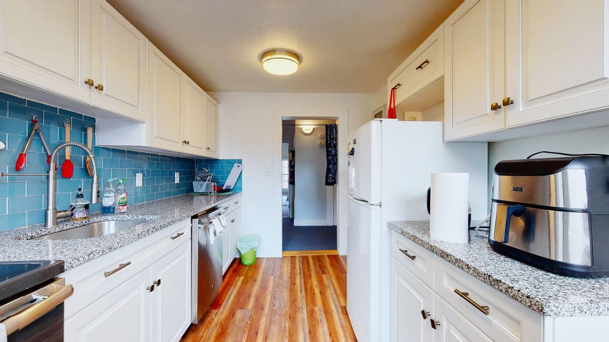 Apartment for rent at 38 Trumbull St, New Haven, CT 06510