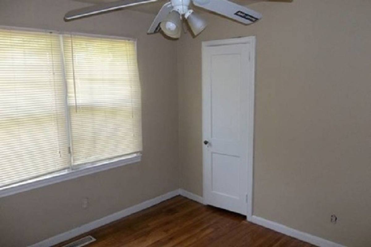 Apartment for rent at 390 Prince St, Tallahassee, FL 32304