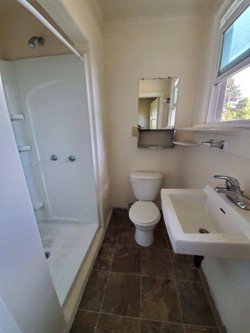 Apartment for rent at 330 Howard Ave, Eugene, OR 97404