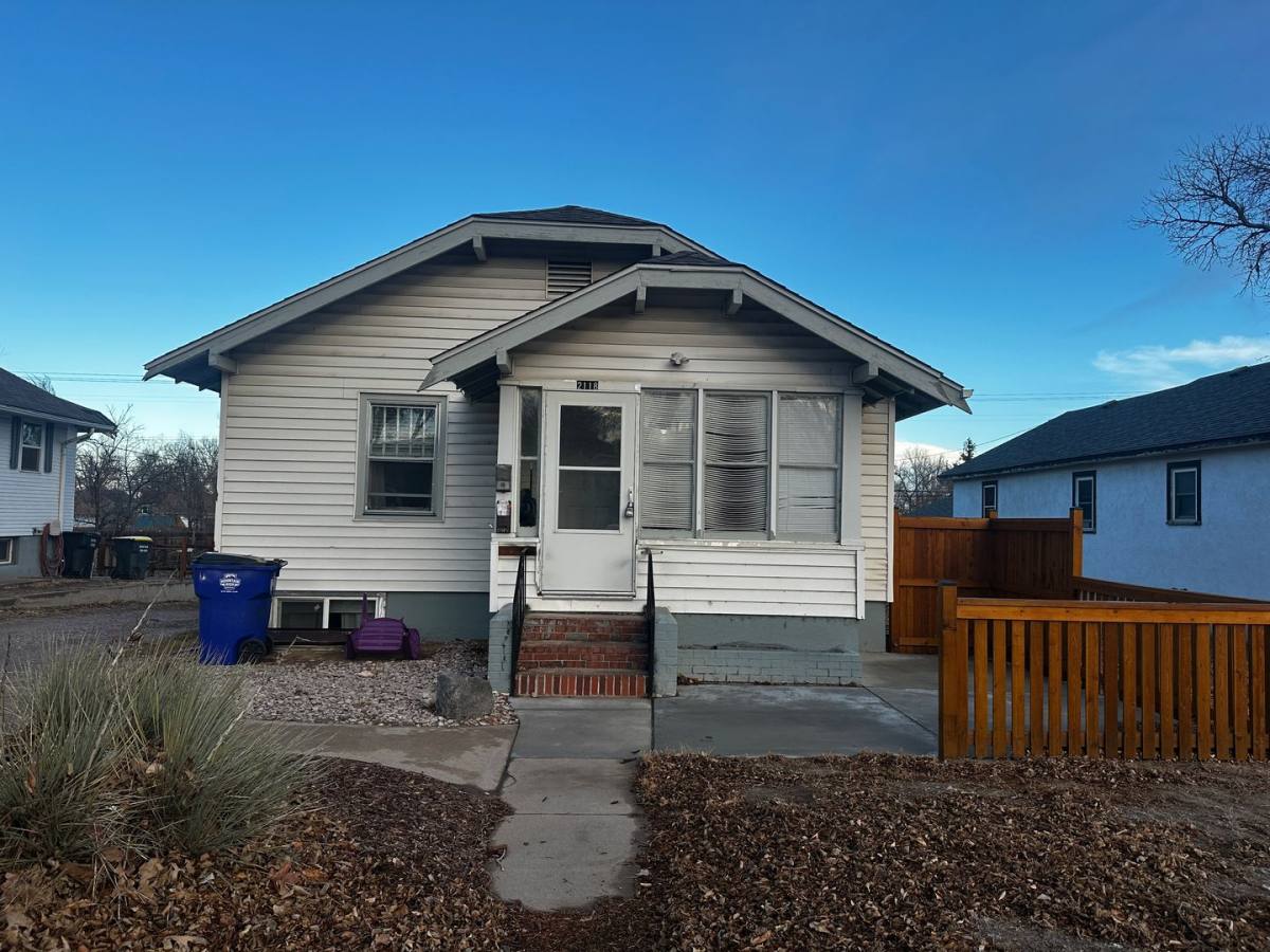 Apartment for rent at 2118 7th Ave, Greeley, CO 80631