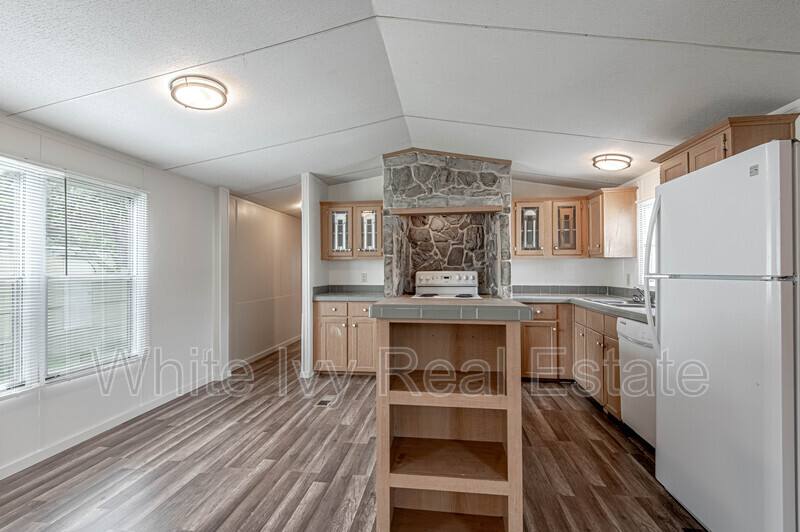 House for rent at 1961 Quality Blvd #15, Huntsville, TX 77340