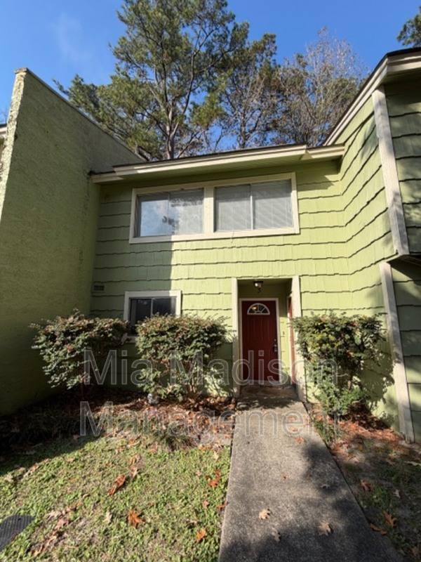 Townhouse for rent at 527 Tibet Ave #3, Savannah, GA 31406