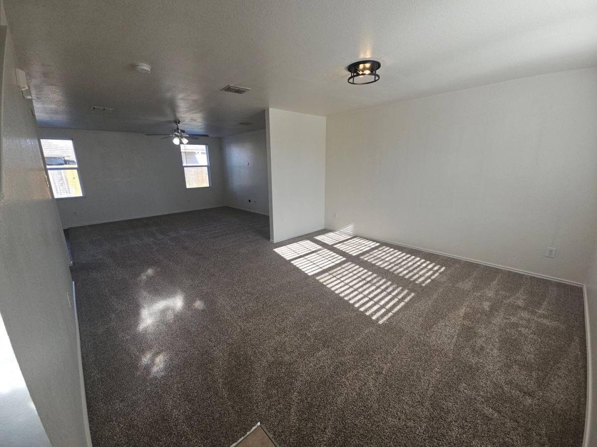 House for rent at 1432 Lauren Dr, Burleson, TX 76028