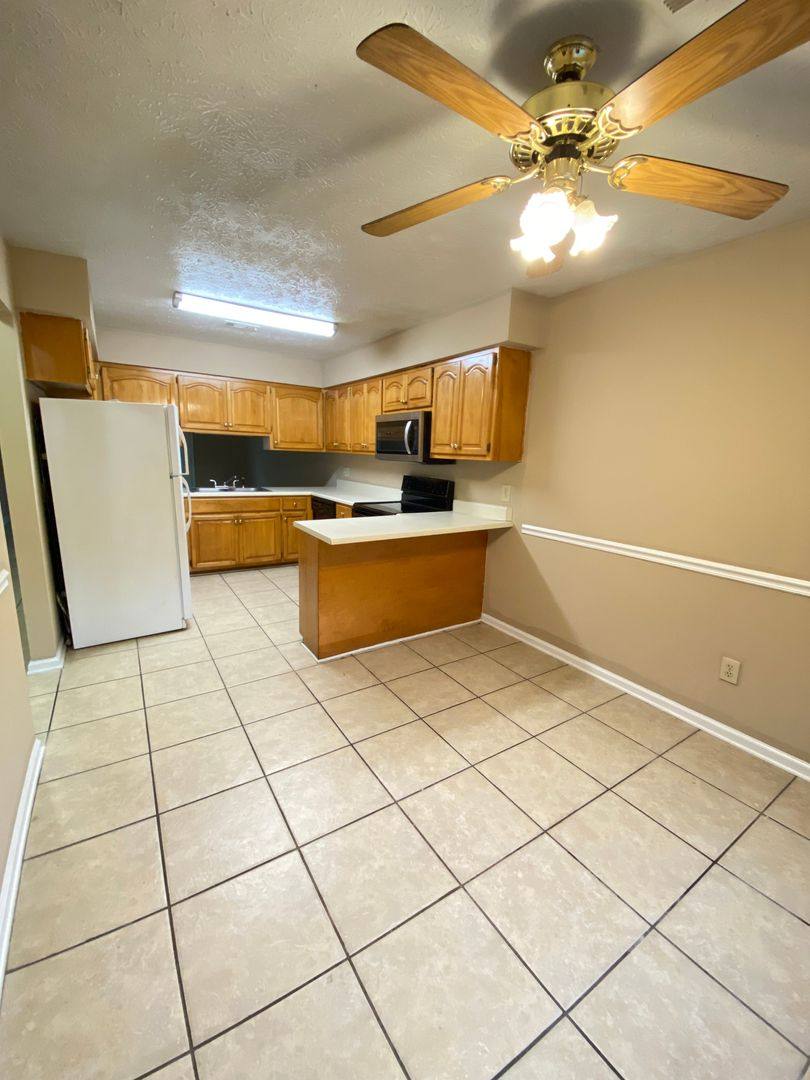 House for rent at 1139 Northlake Dr, Auburn, AL 36830