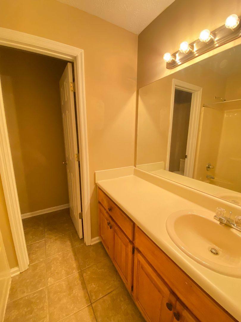 House for rent at 1139 Northlake Dr, Auburn, AL 36830