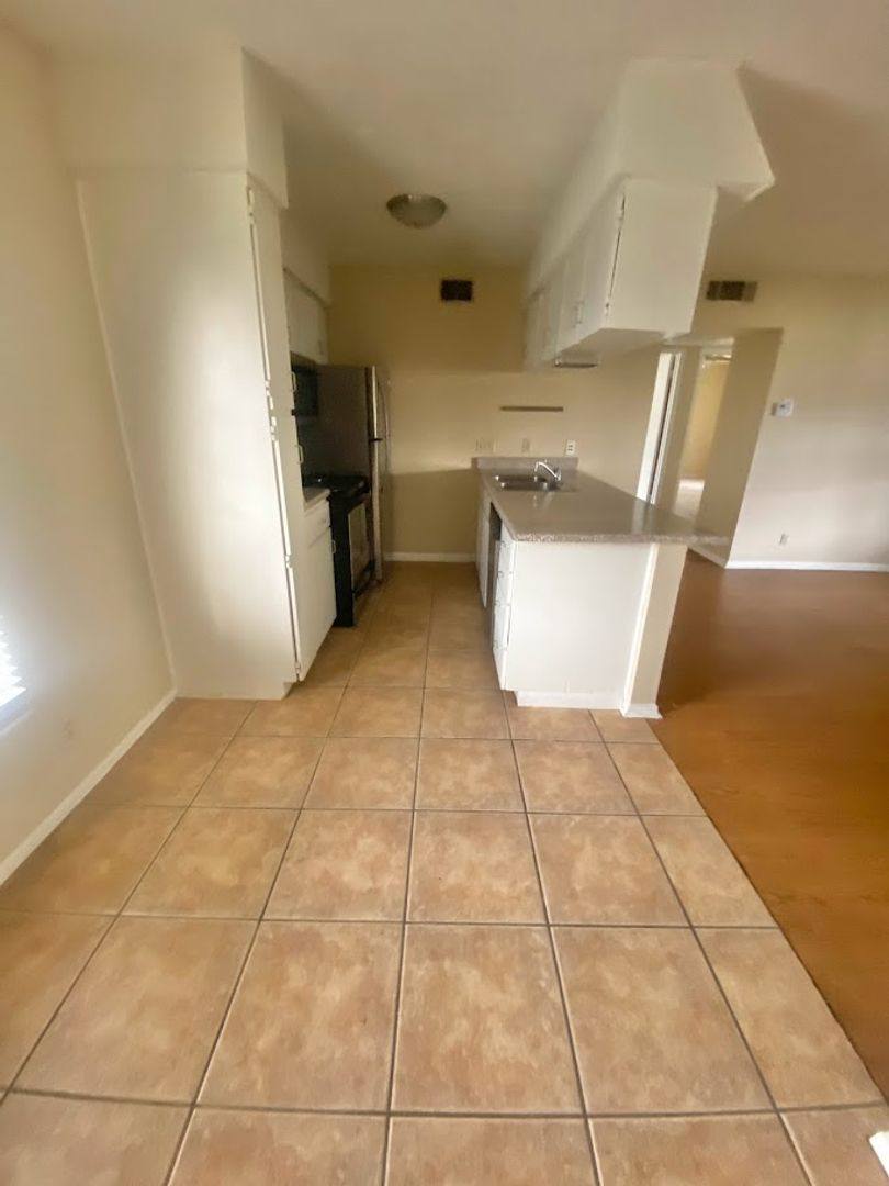 Condo for rent at 910 Duncan #61, Austin, TX 78705