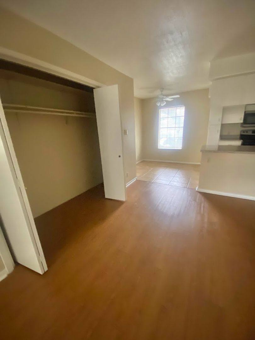 Condo for rent at 910 Duncan #61, Austin, TX 78705