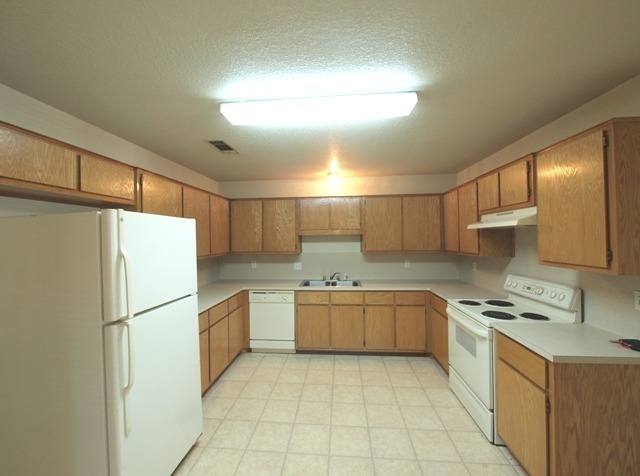 Townhouse for rent at 2604 Alma Dr, Killeen, TX 76549