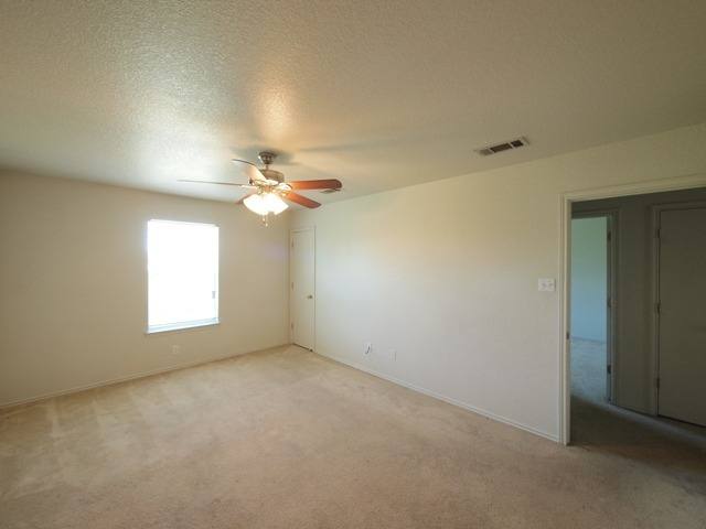 Townhouse for rent at 2604 Alma Dr, Killeen, TX 76549