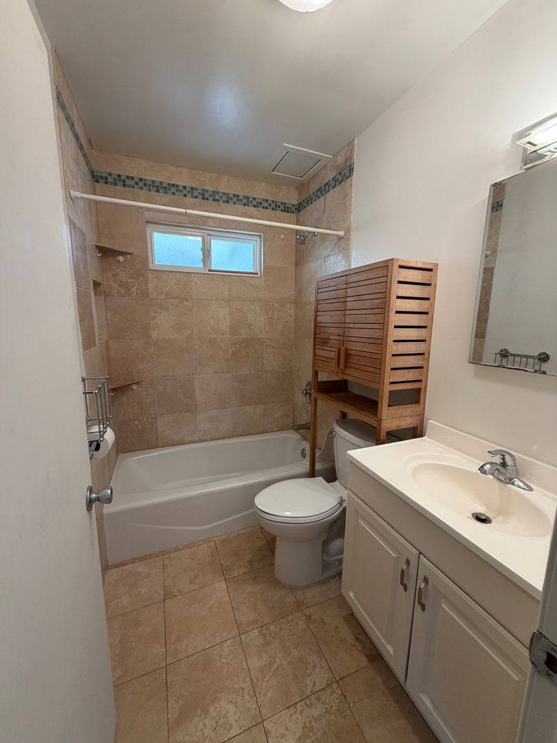 4671 Westlawn Ave, Los Angeles, CA 90066 - Apartment For Rent - Image 5
