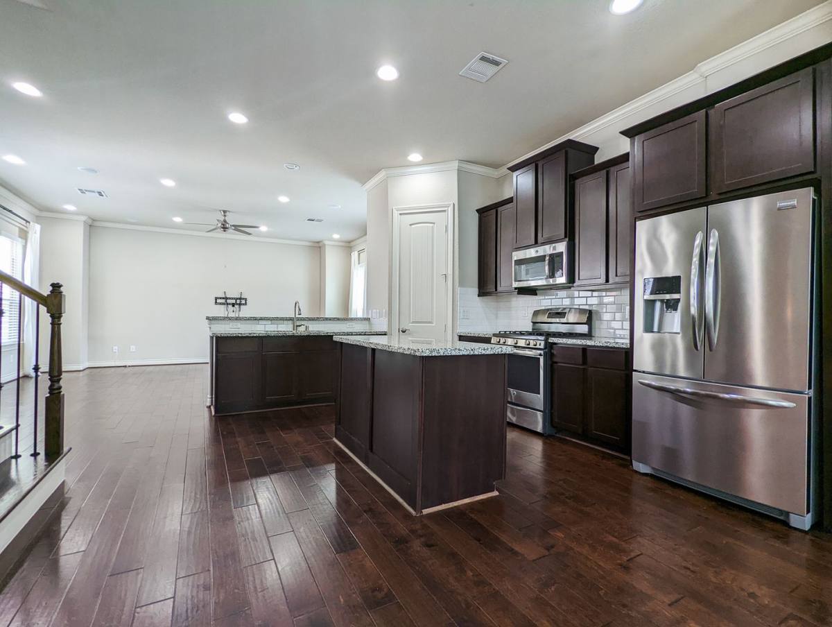 House for rent at 5323 Kiam St, Houston, TX 77007