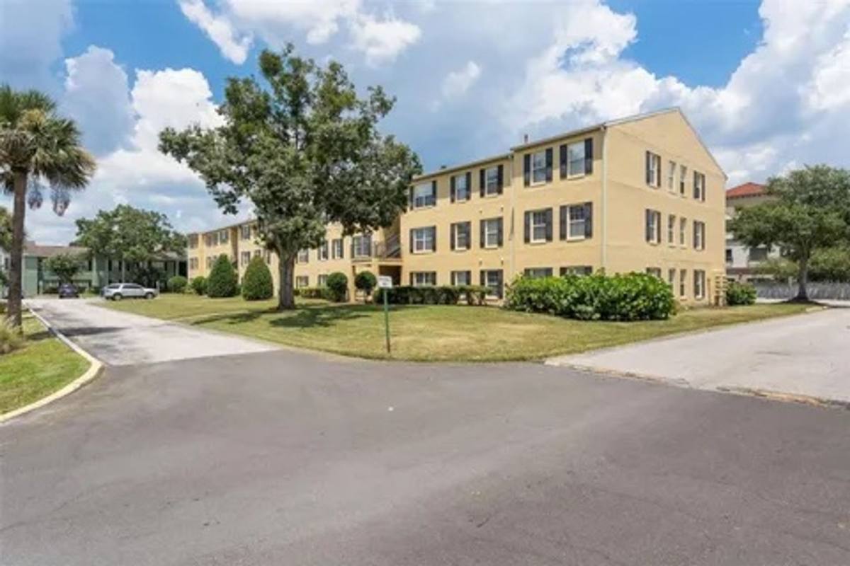 Apartment for rent at 2019 Dixie Belle Dr, Orlando, FL 32822