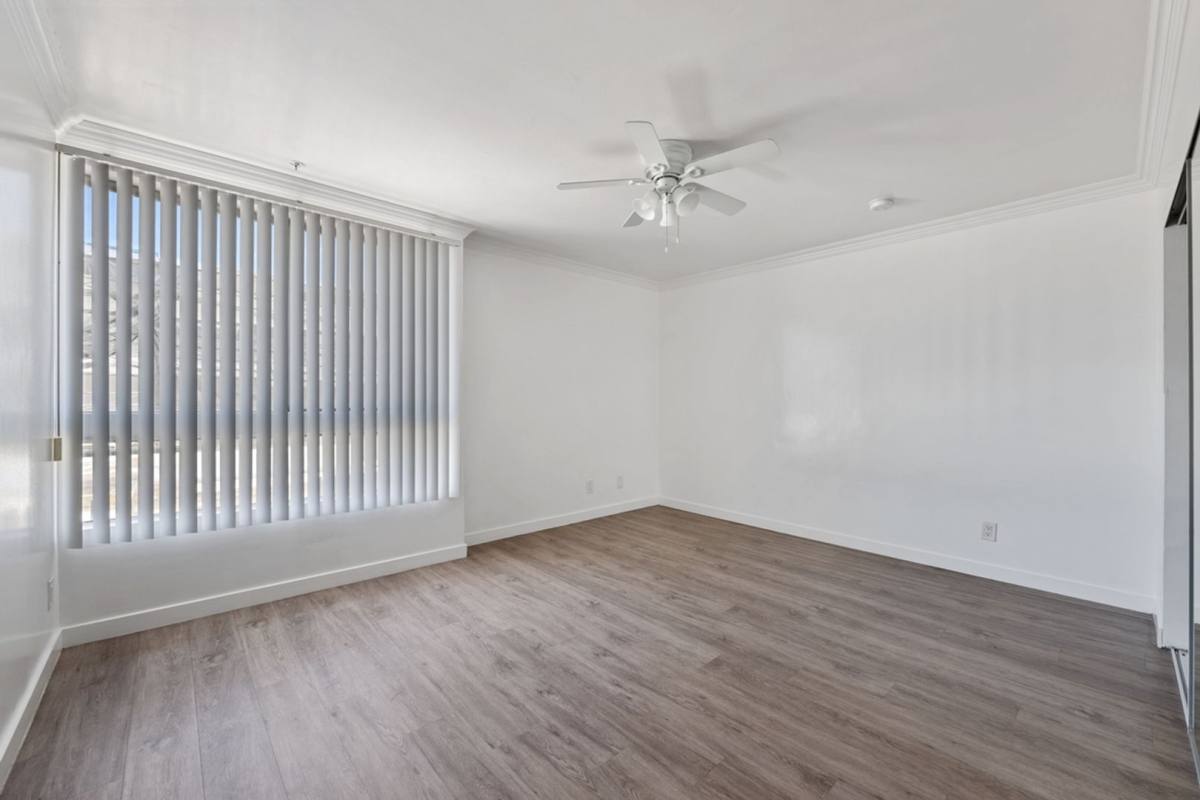 Apartment for rent at 6042 Barton Ave, Los Angeles, CA 90038