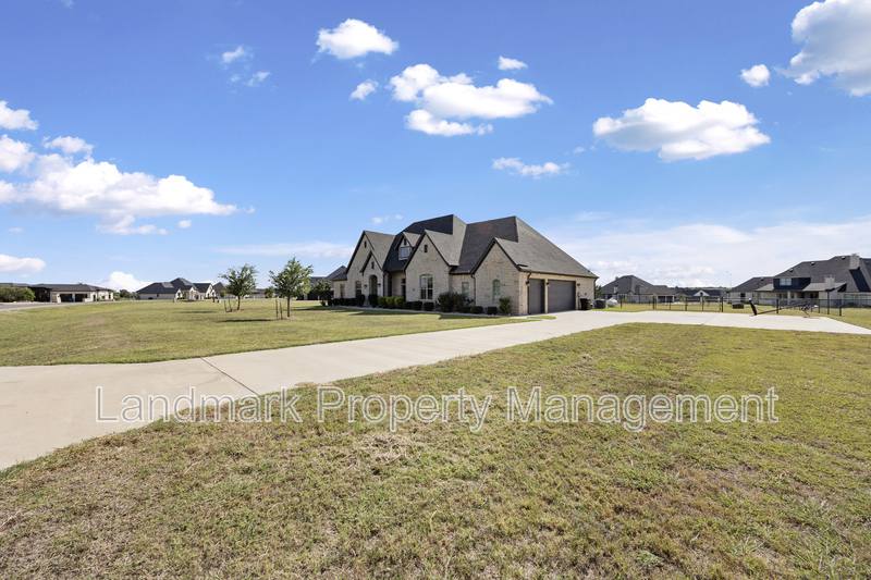 House for rent at 6381 Rigel Rd, Godley, TX 76044
