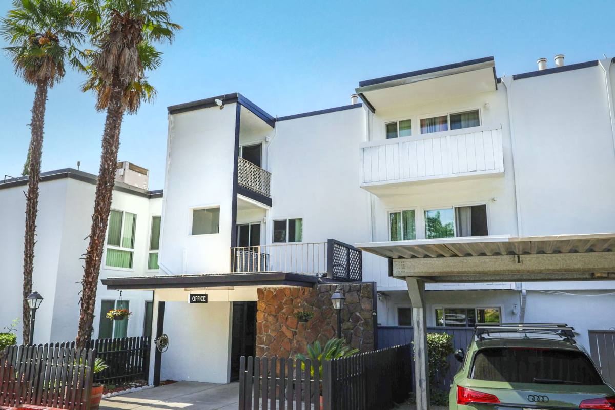 Apartment for rent at 5600 Marconi Ave, Carmichael, CA 95608