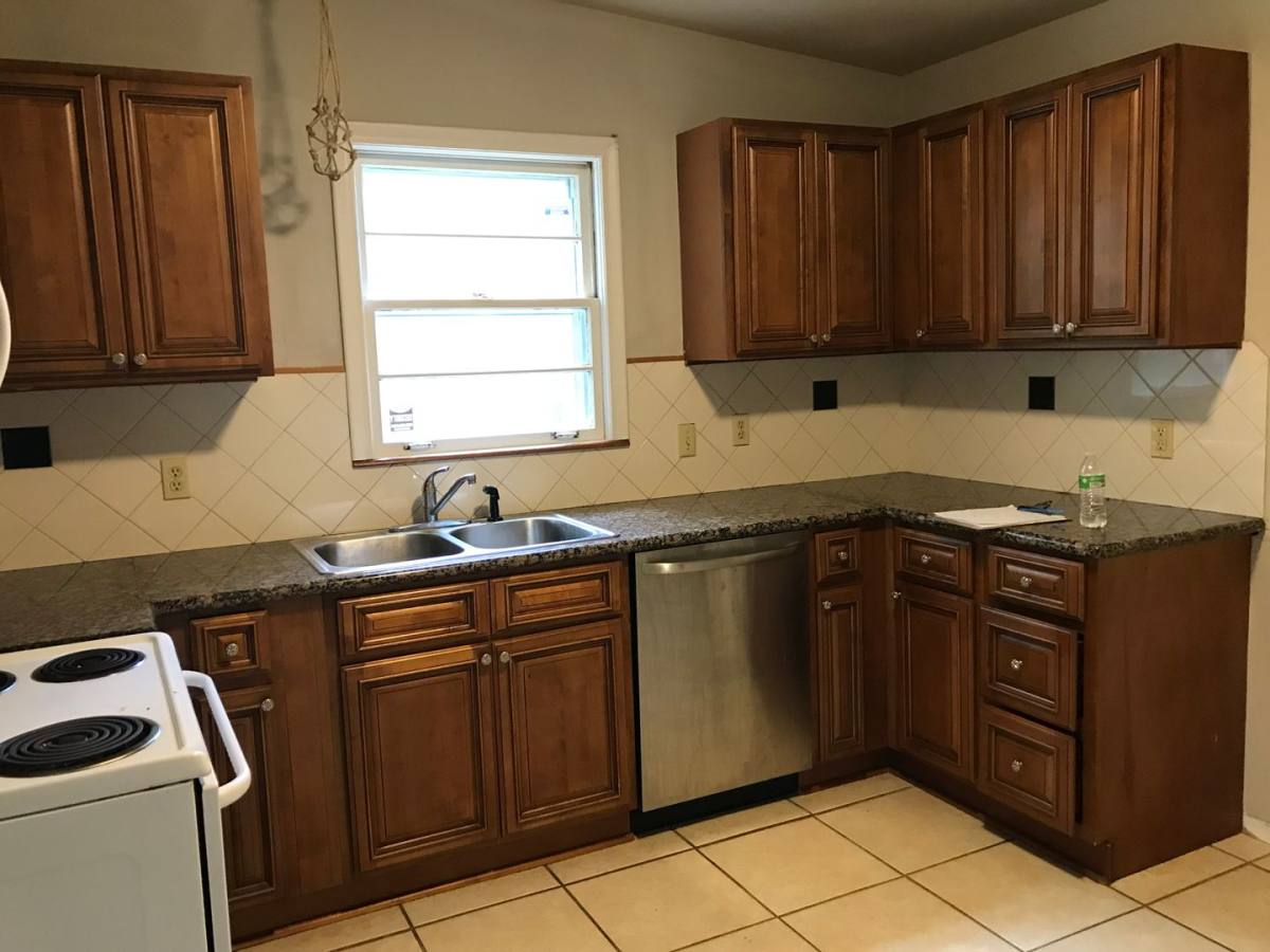 Apartment for rent at 1406 Atkamire Dr, Tallahassee, FL 32304