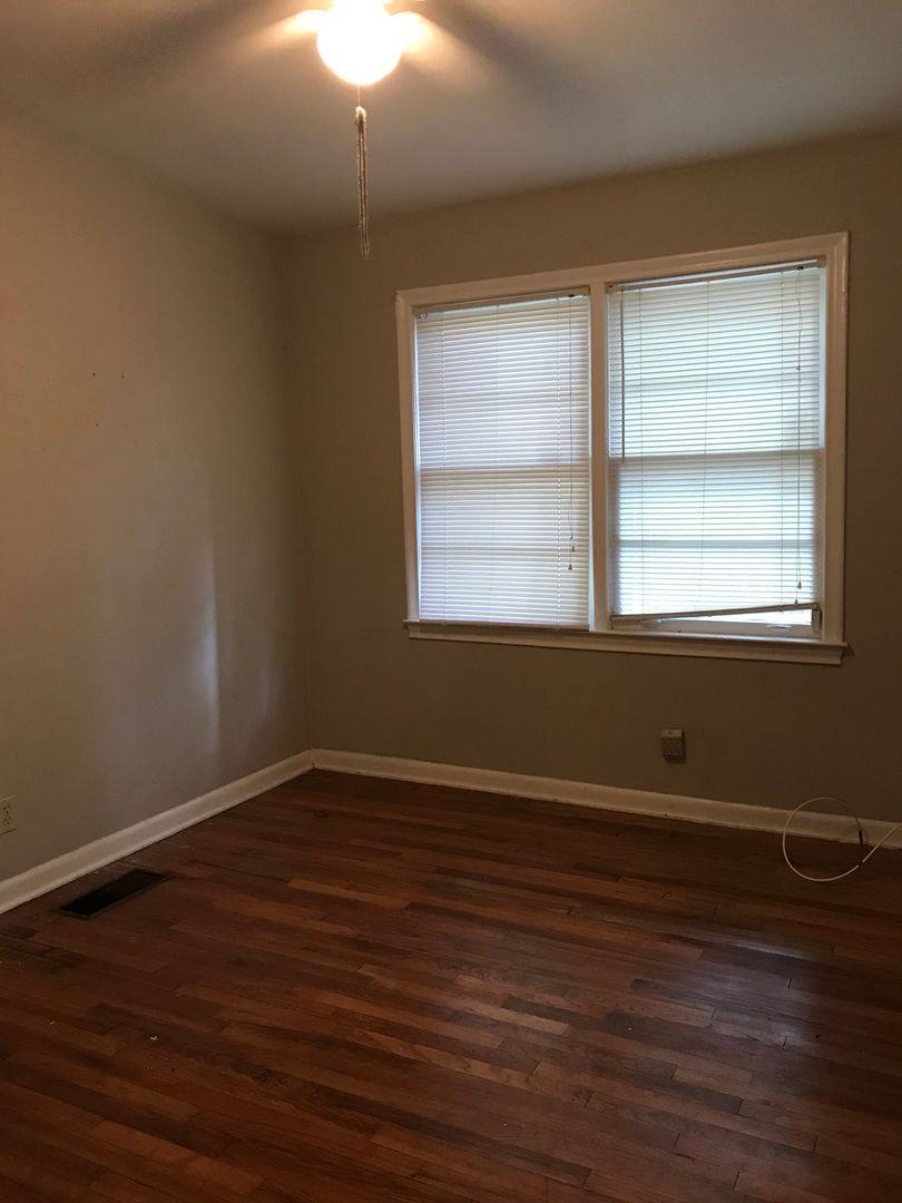 Apartment for rent at 1406 Atkamire Dr, Tallahassee, FL 32304