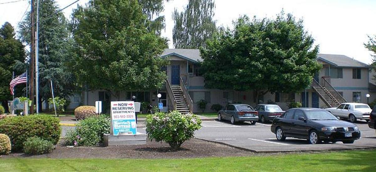 Apartment for rent at 1560 Newberg Highway 1, Woodburn, OR 97071