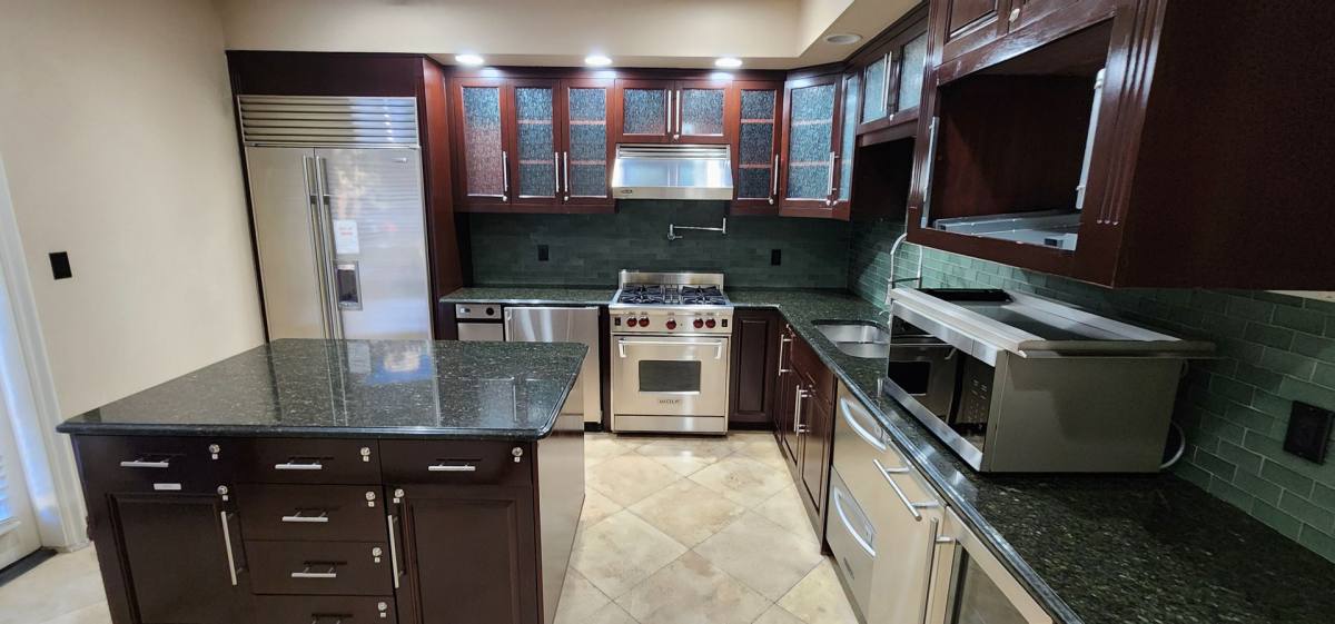 Apartment for rent at 210 E Flamingo Rd, Las Vegas, NV 89169