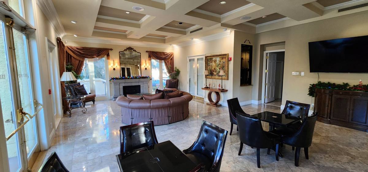 Apartment for rent at 210 E Flamingo Rd, Las Vegas, NV 89169
