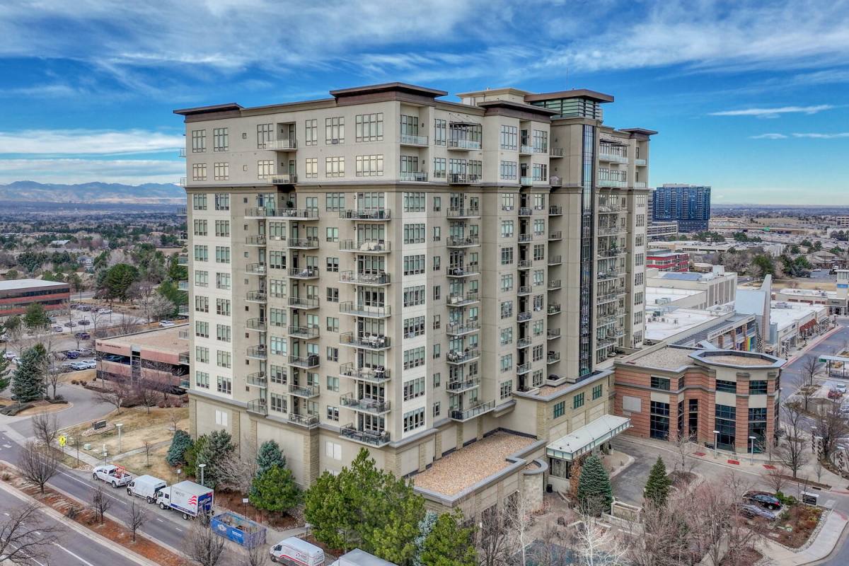 Apartment for rent at 5455 Land Mark Place #1118, Englewood, CO 80111