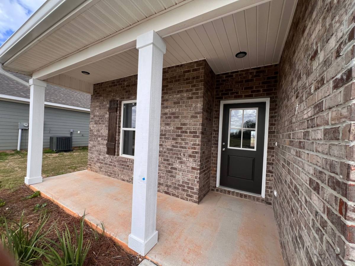 House for rent at 21533 Tawny Loop, Robertsdale, AL 36567