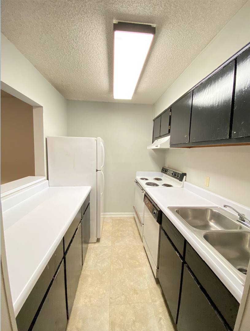 Condo for rent at 148 E University Dr, Auburn, AL 36830