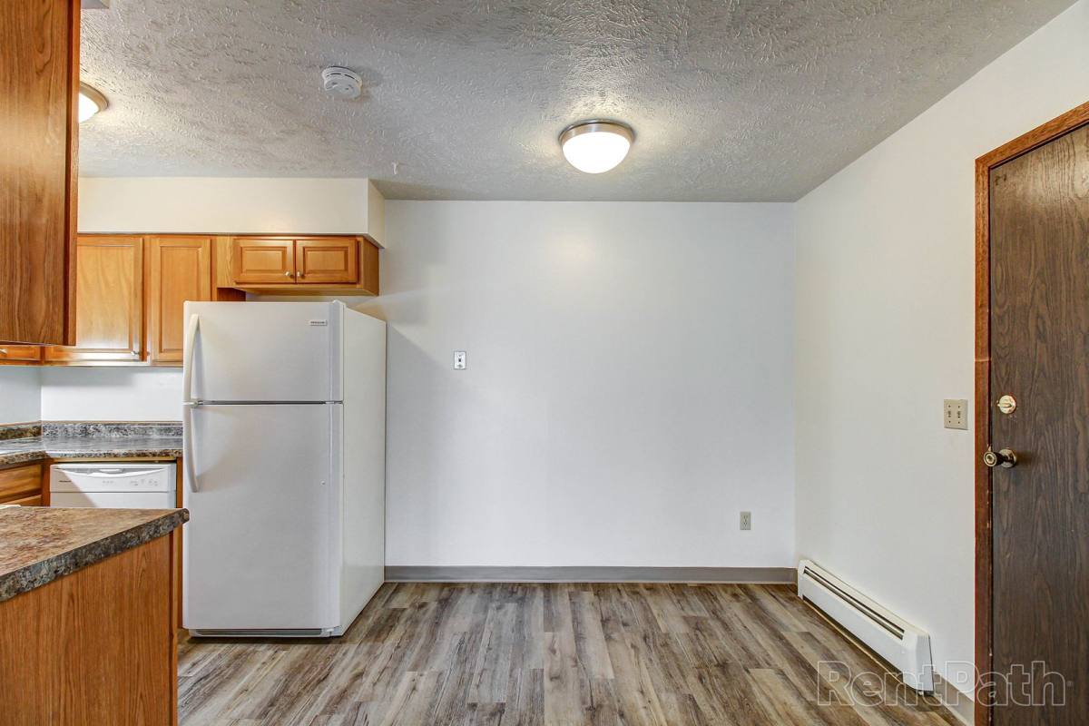 Apartment for rent at 525 22nd Ave NW, Minot, ND 58703