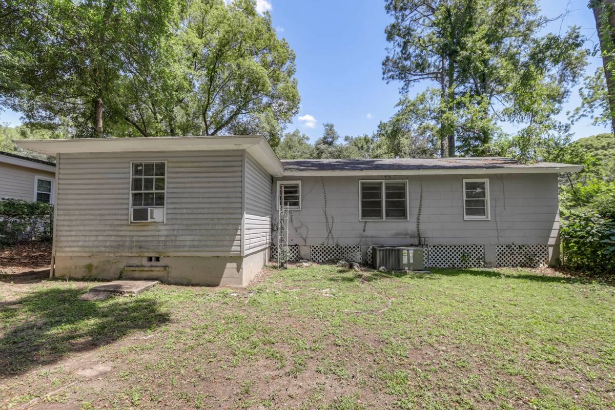 House for rent at 1621 Mayhew, Tallahassee, FL 32304