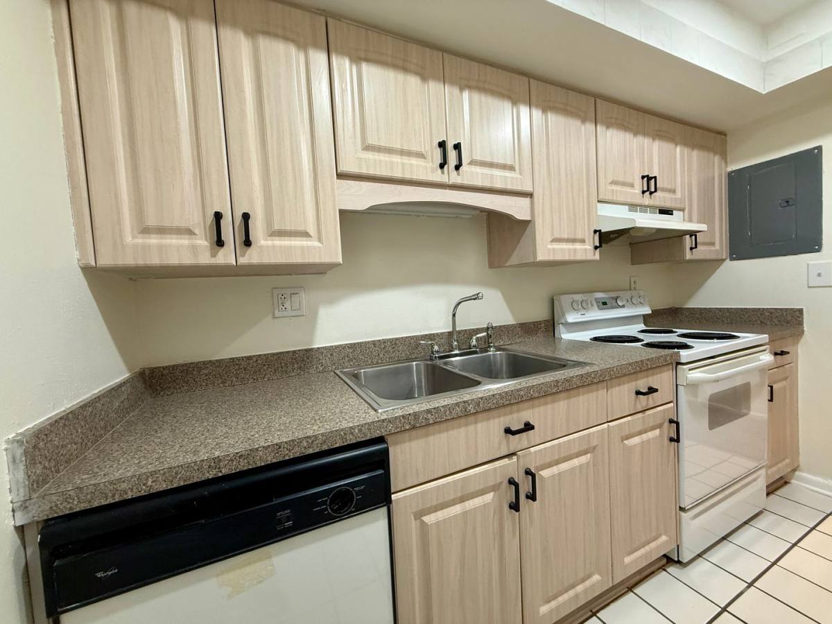 Condo for rent at 775 N Village Dr, Saint Petersburg, FL 33716