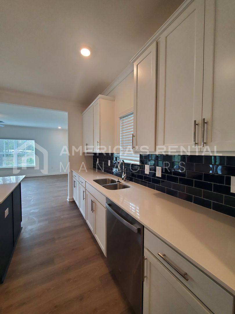 House for rent at 4676 Casablanca Dr, Orange Beach, AL 36561