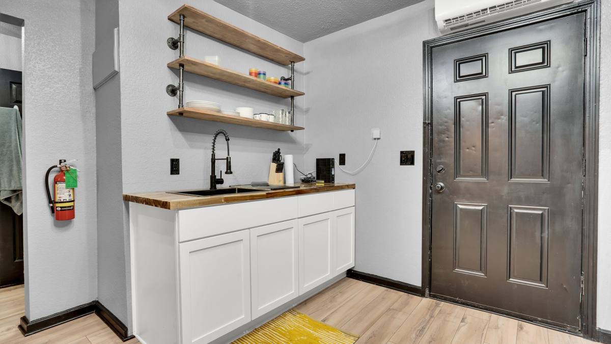 Apartment for rent at 19 2nd St NE, Ardmore, OK 73401