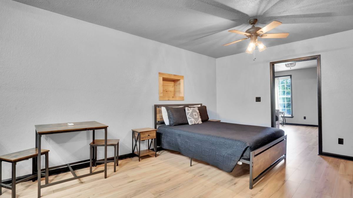 Apartment for rent at 19 2nd St NE, Ardmore, OK 73401