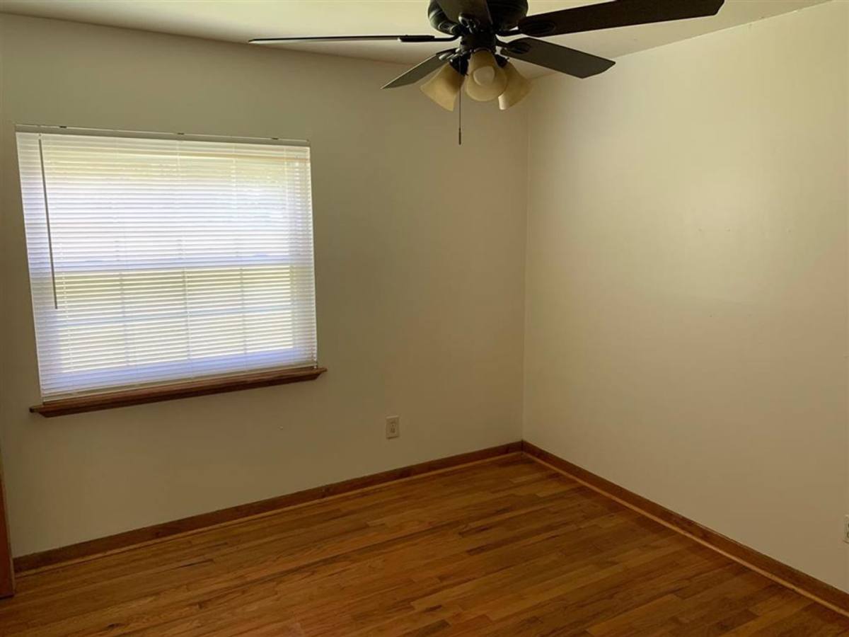 Apartment for rent at 1805 Mayhew St, Tallahassee, FL 32304