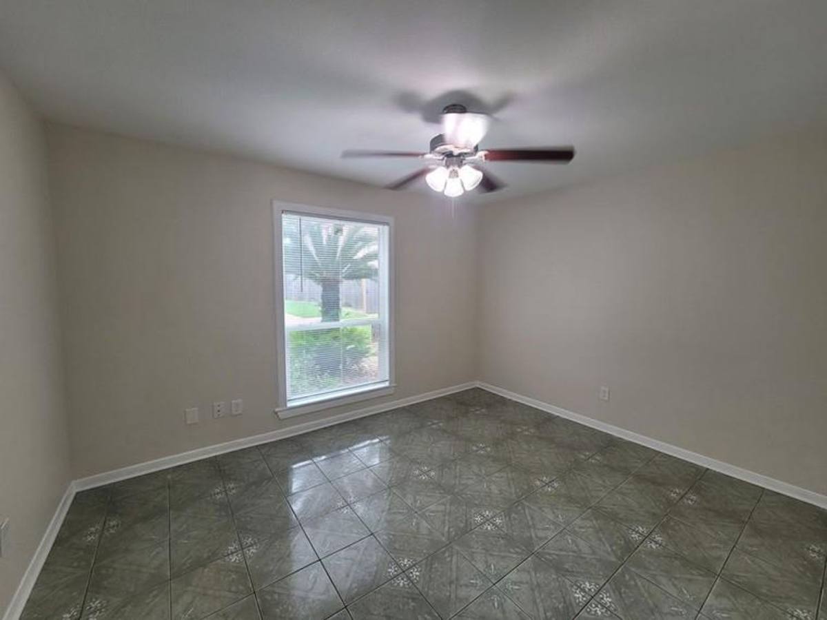 Condo for rent at 215 Post Office, Galveston, TX 77550