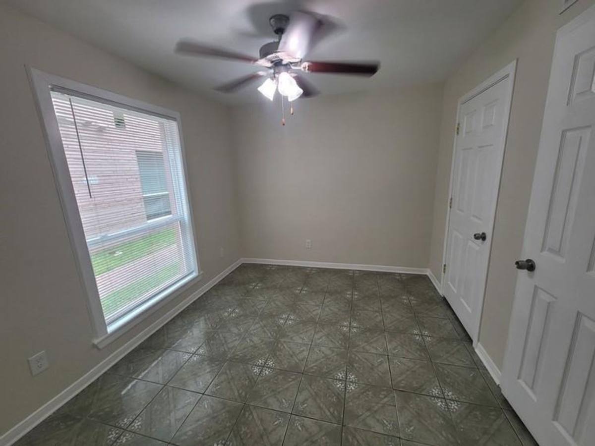 Condo for rent at 215 Post Office, Galveston, TX 77550