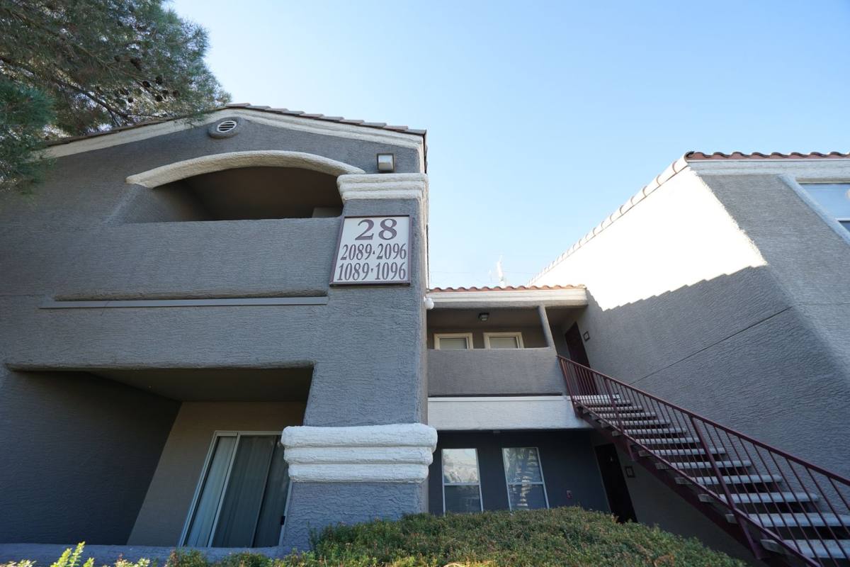 Condo for rent at 5055 W Hacienda Ave, Las Vegas, NV 89118